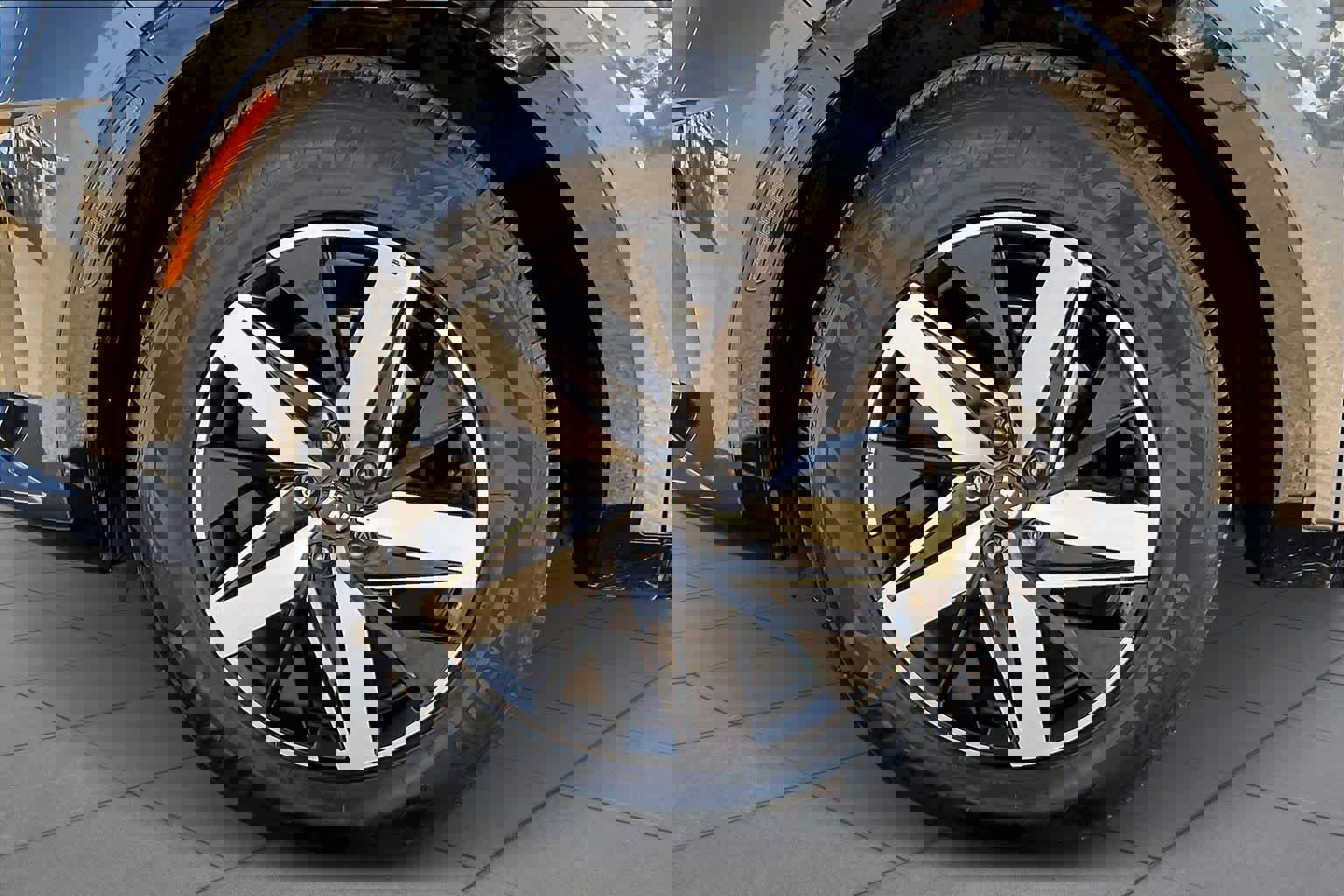 Used 2021 Kia Sorento S image 10