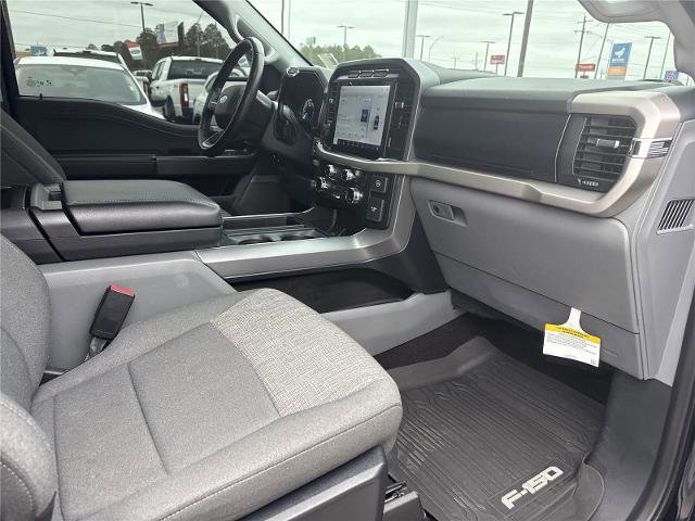 Certified 2021 Ford F150 XLT w/ Equipment Group 302A High image 19