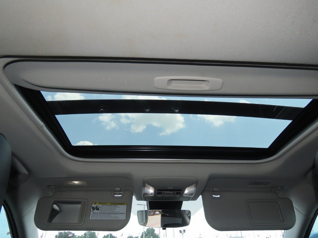 Used 2022 Toyota RAV4 XLE Premium FWD image 21