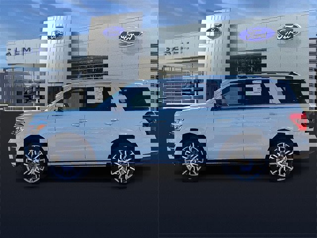 Certified 2022 Ford Expedition Limited image 5
