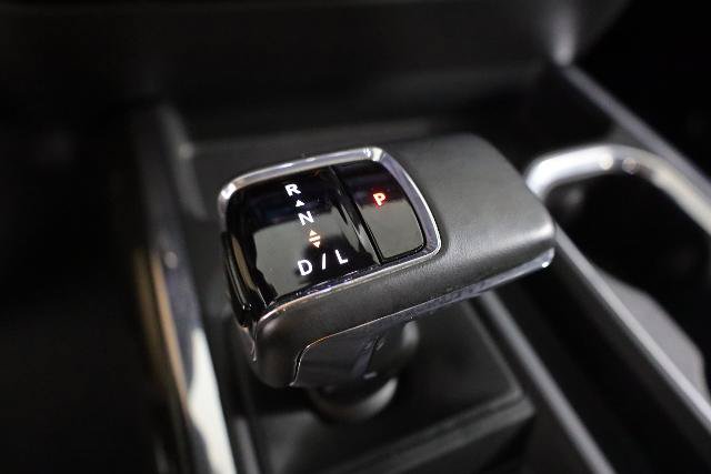 Used 2025 Chevrolet Silverado 1500 LT Trail Boss w/ LT Trail Boss Premium Package AWD/4WD image 27