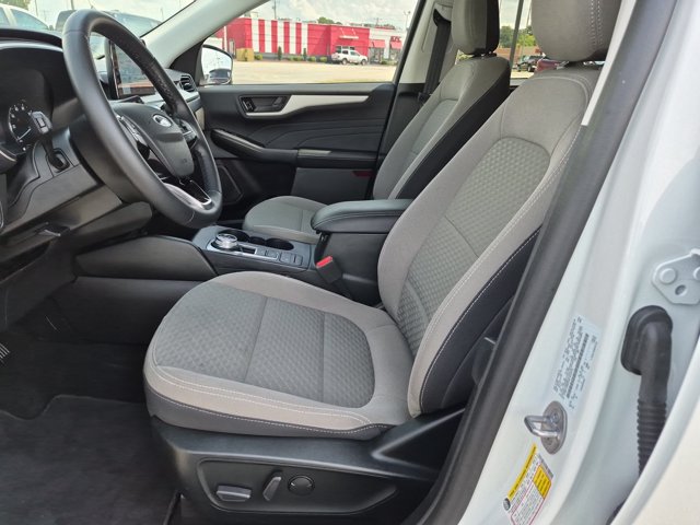 Certified 2022 Ford Escape SE w/ SE Sport Appearance Package FWD image 16