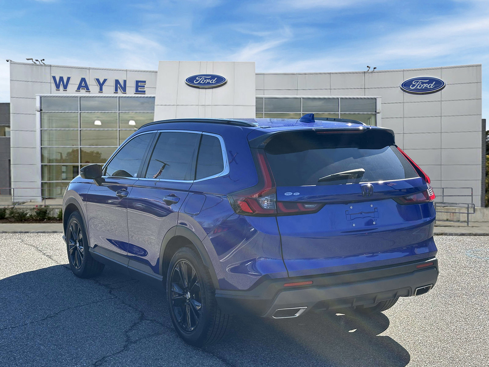 Used 2024 Honda CR-V Sport Touring image 3