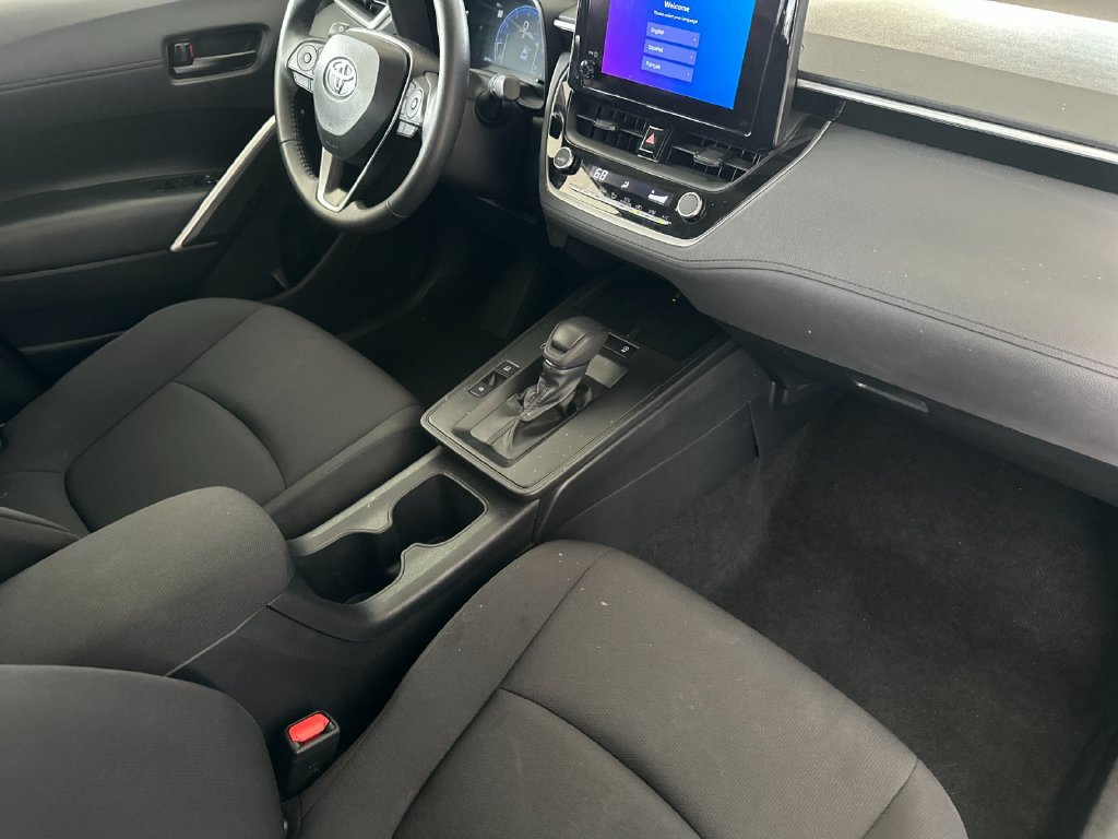 Used 2026 Toyota Corolla Cross LE FWD image 15