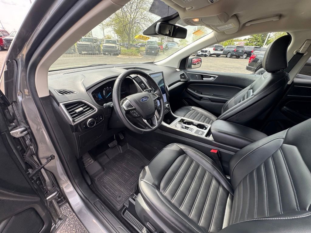 Certified 2024 Ford Edge SEL w/ Convenience Package AWD/4WD image 10