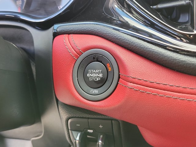 Used 2022 Dodge Durango R/T w/ Tow 'N Go Package AWD/4WD image 31