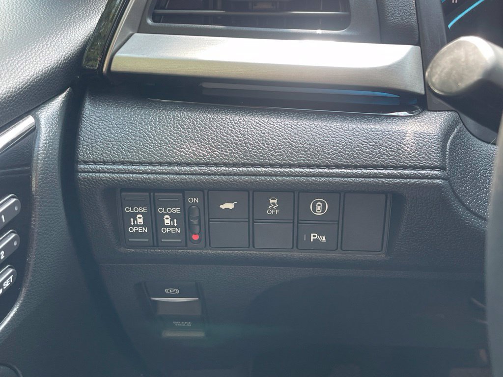 Used 2023 Honda Odyssey Touring image 23