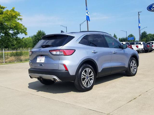 Certified 2022 Ford Escape SEL w/ Technology Package AWD/4WD image 2