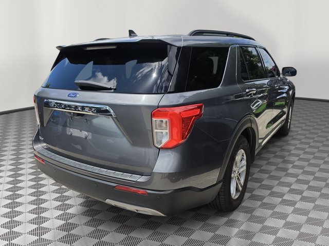 Certified 2022 Ford Explorer XLT w/ Equipment Group 202A RWD image 6