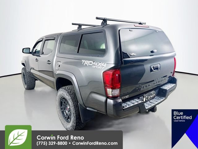 Used 2017 Toyota Tacoma TRD Sport AWD/4WD image 5