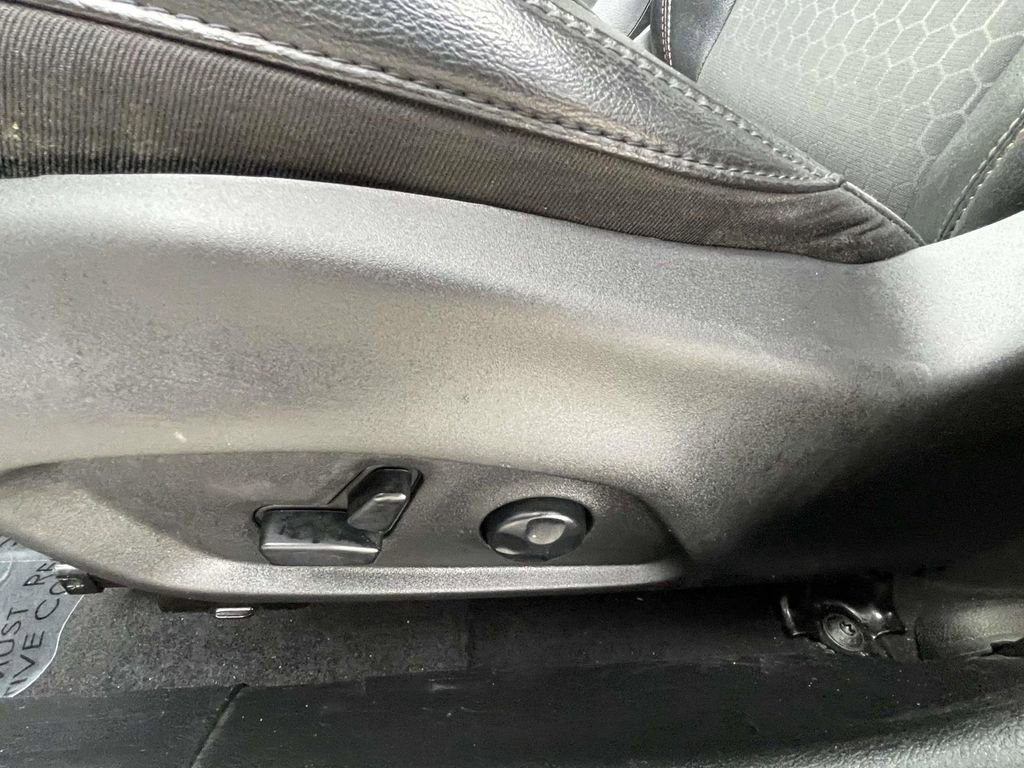 Used 2020 Jeep Compass Latitude w/ Safety & Security Group image 15