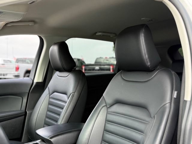 Certified 2024 Ford Edge SEL w/ Convenience Package AWD/4WD image 14