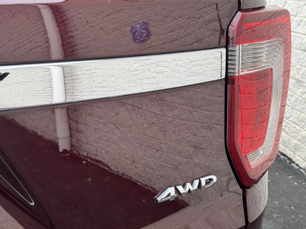 Certified 2018 Ford Explorer Limited w/ Equipment Group 301A image 13