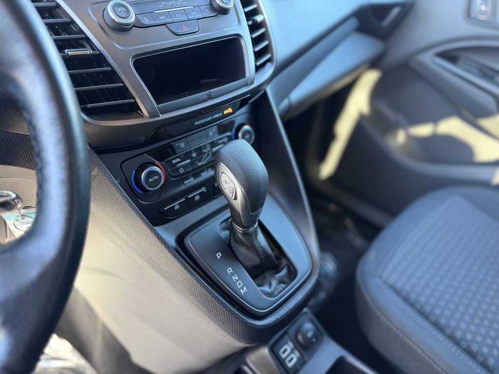 Certified 2022 Ford Transit Connect XLT image 14