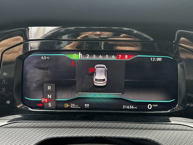 Used 2024 Volkswagen Golf R image 21