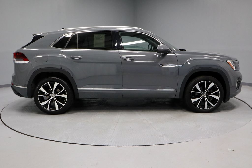 Used 2024 Volkswagen Atlas Cross Sport SEL Premium R-Line AWD/4WD image 13