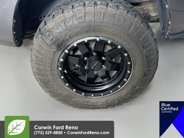 Used 2017 Toyota Tacoma SR w/ SR Convenience Package AWD/4WD image 33