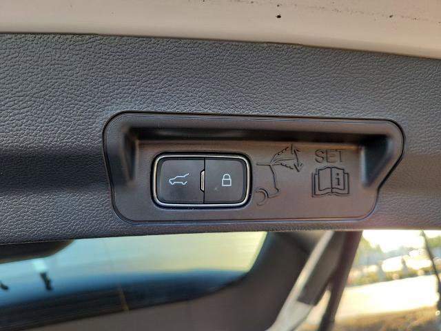 Certified 2025 Ford Explorer ST image 11