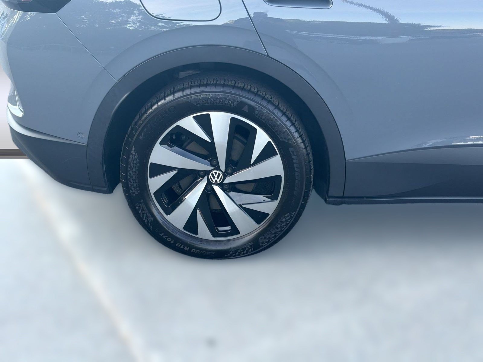 Used 2023 Volkswagen ID.4 Pro RWD image 13