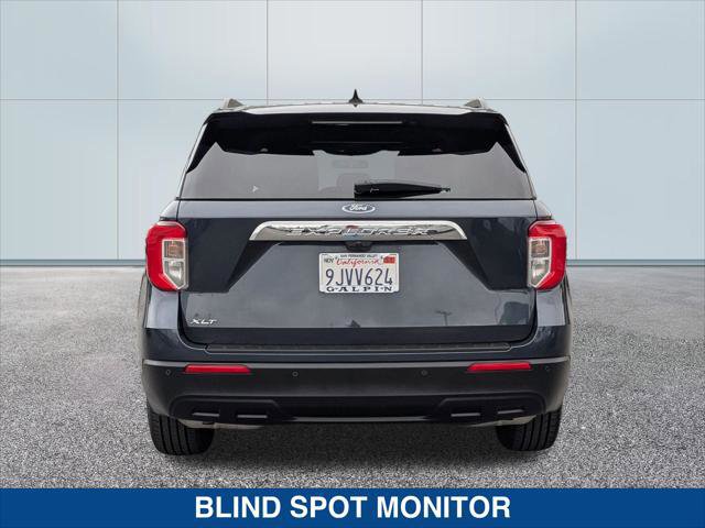 Certified 2023 Ford Explorer XLT image 3