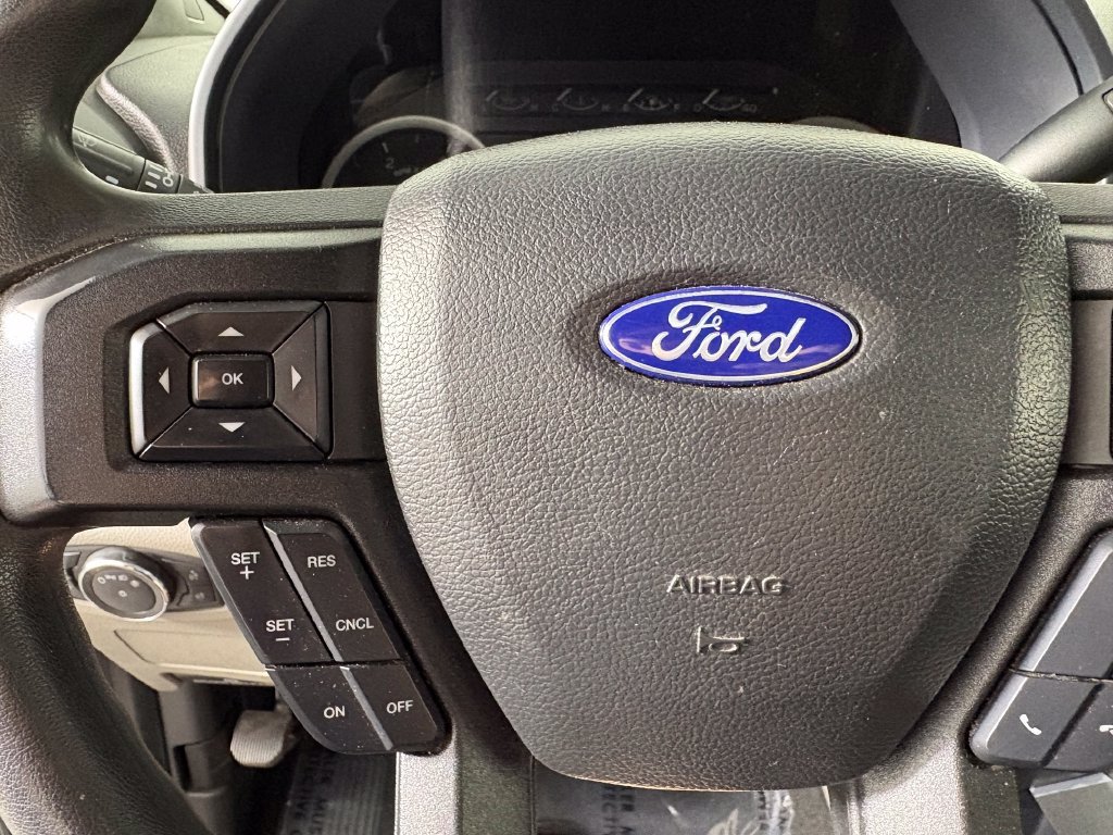 Certified 2022 Ford F250 XLT w/ XLT Premium Package AWD/4WD image 23