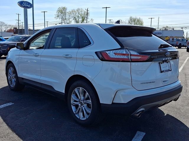 Certified 2023 Ford Edge Titanium w/ Cargo Accessory Package AWD/4WD image 4