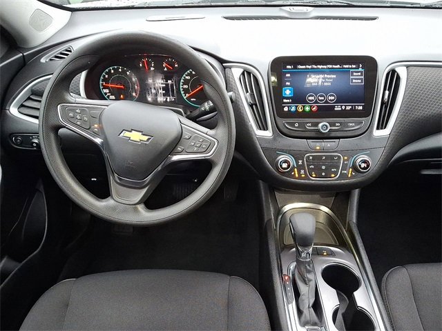 Used 2024 Chevrolet Malibu LT image 12