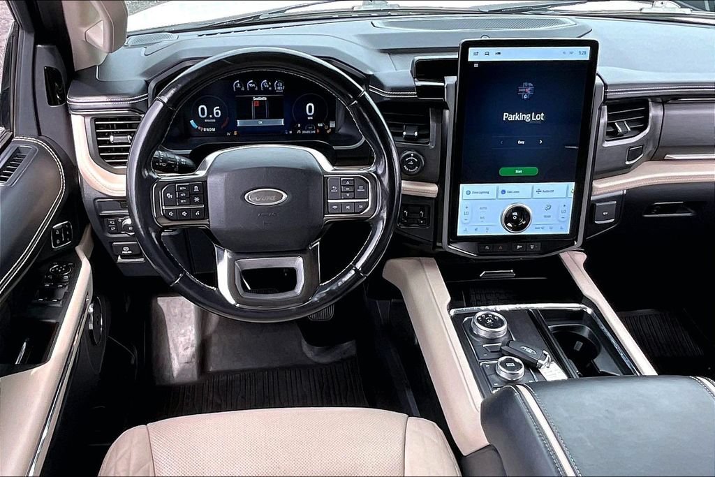 Certified 2022 Ford Expedition Platinum AWD/4WD image 4