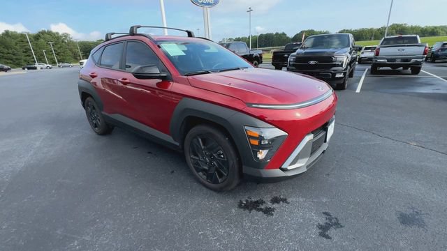 Used 2026 Hyundai Kona SEL Sport FWD image 2
