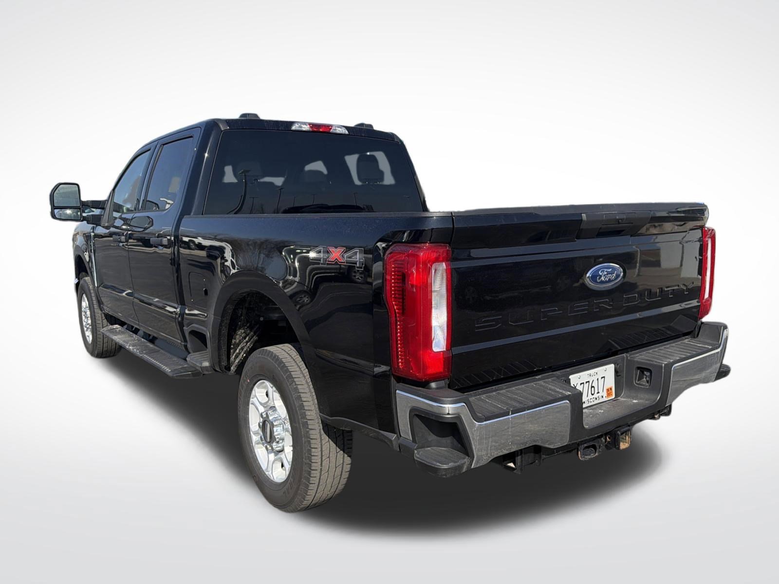 Certified 2025 Ford F250 XLT AWD/4WD image 11