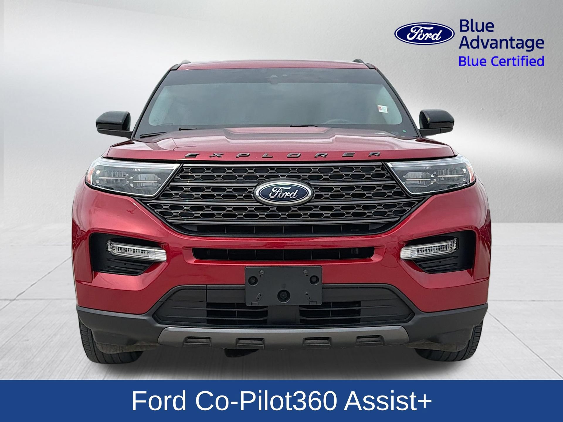 Certified 2022 Ford Explorer XLT w/ Equipment Group 202A AWD/4WD image 3