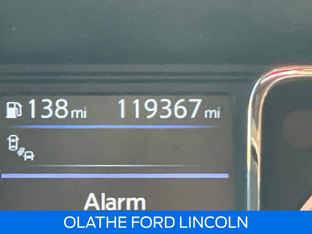 Used 2019 Nissan Titan SV w/ SV Convenience Package image 21