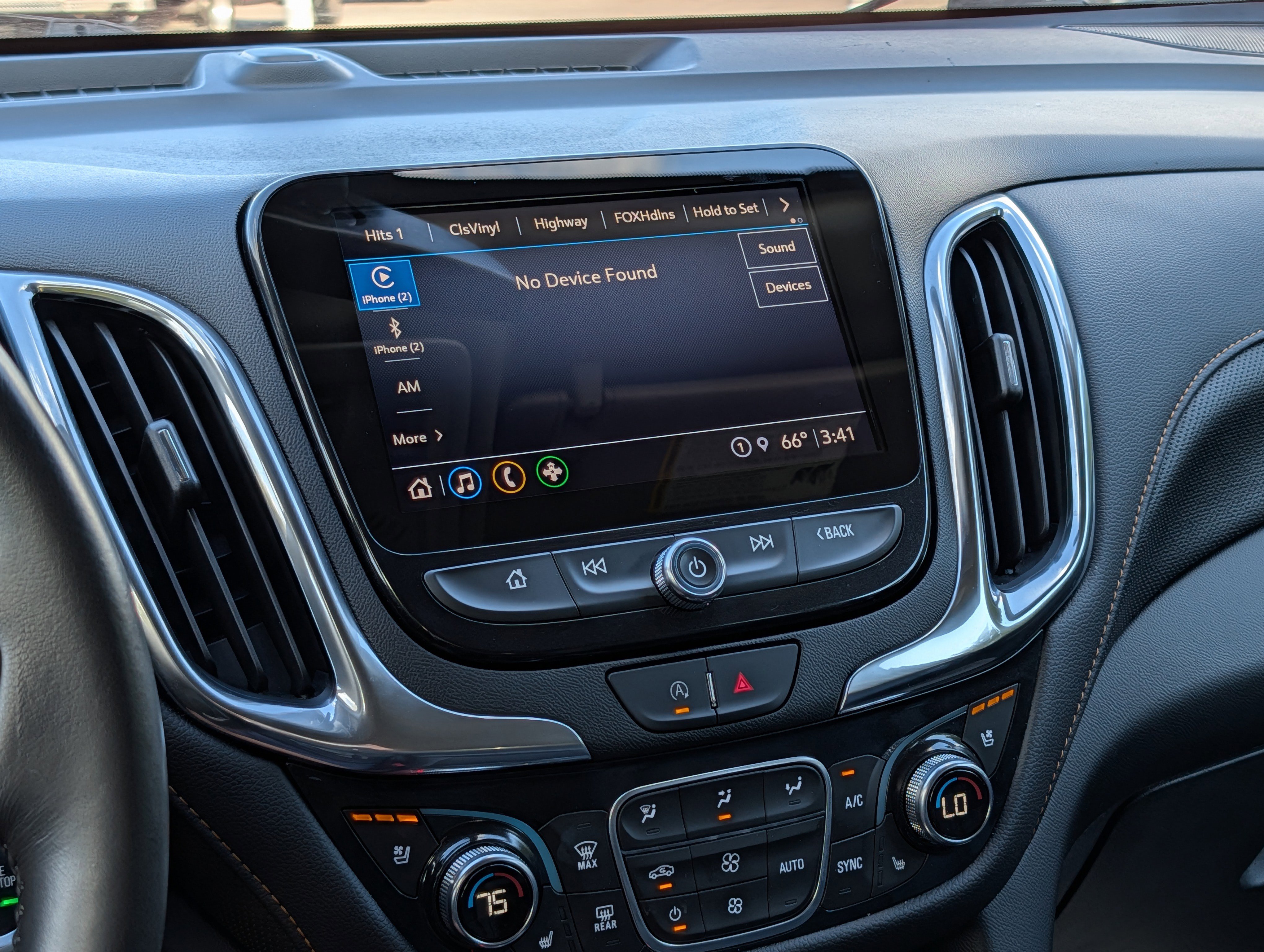 Used 2022 Chevrolet Equinox Premier image 18