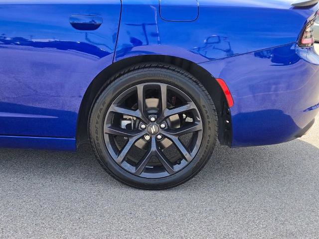 Used 2021 Dodge Charger SXT w/ Blacktop Package image 15