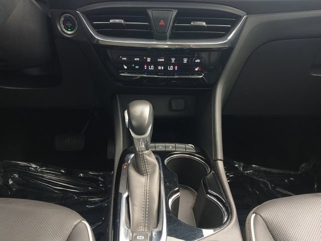 Used 2024 Buick Encore GX Avenir w/ Avenir Convenience Package FWD image 4