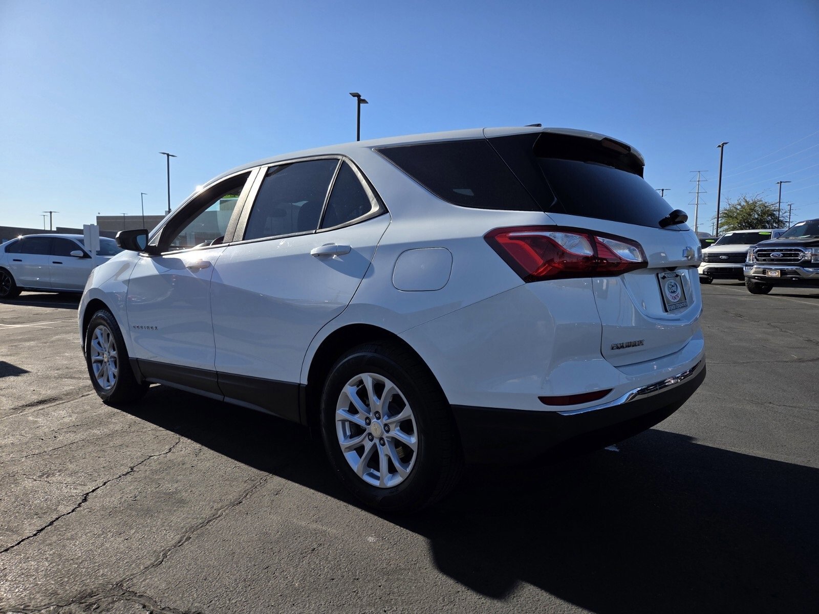 Used 2020 Chevrolet Equinox LS w/ LS Convenience Package image 3