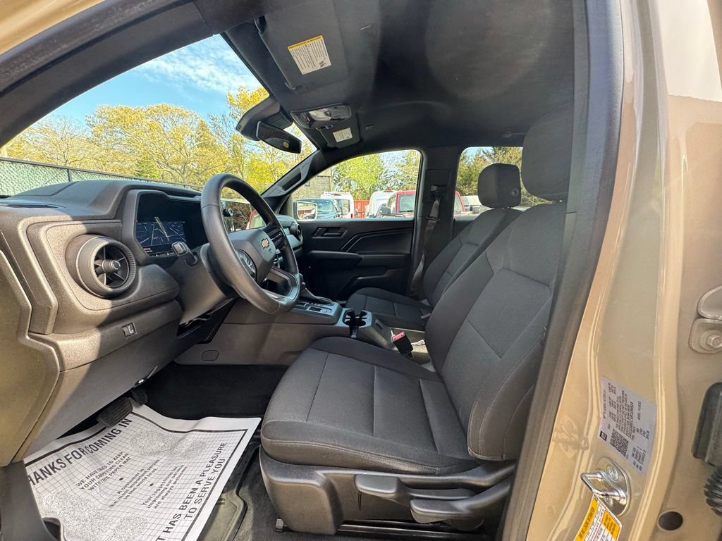 Used 2024 Chevrolet Colorado W/T RWD image 11