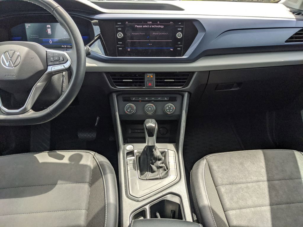 Used 2022 Volkswagen Taos SE image 15