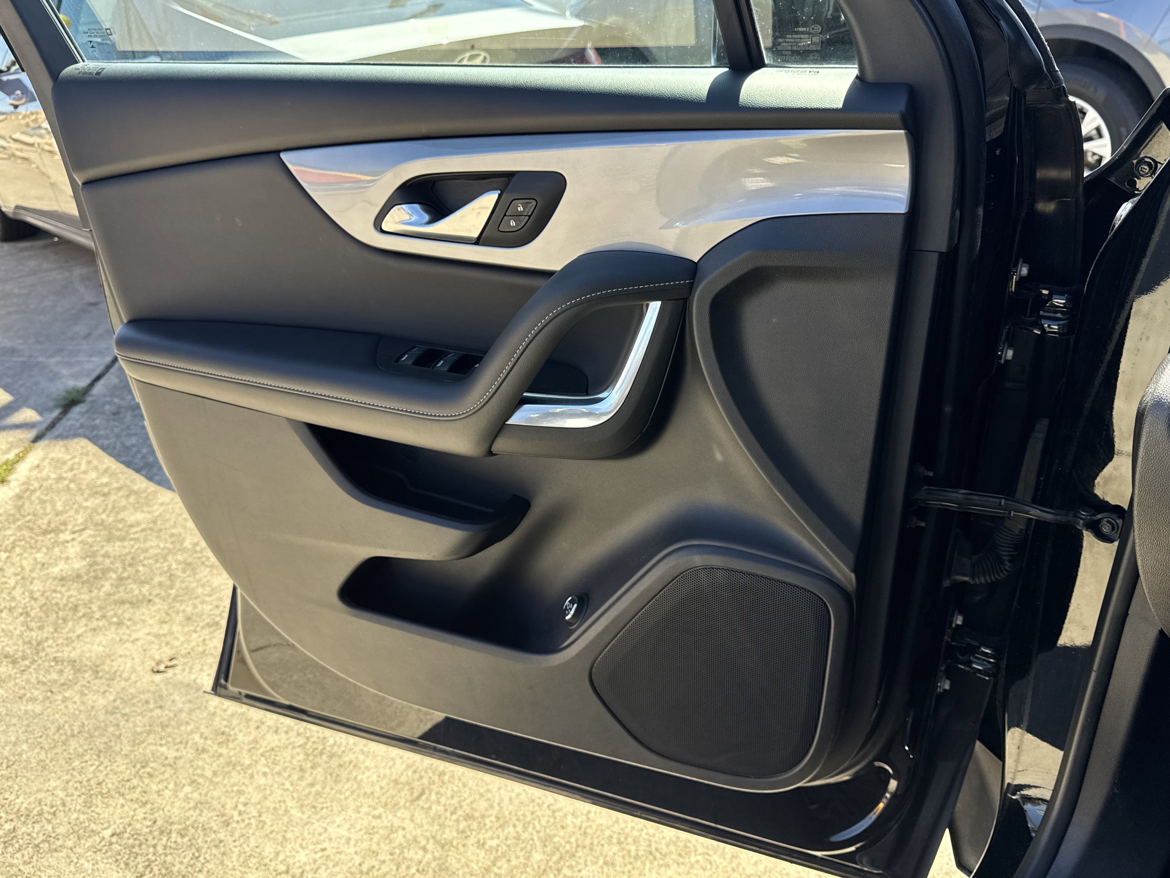 Used 2024 Chevrolet Blazer LT image 19