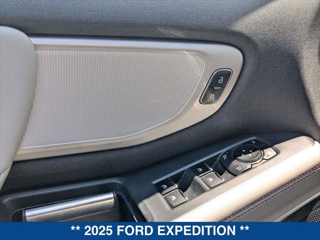 Certified 2025 Ford Expedition Max Active AWD/4WD image 11