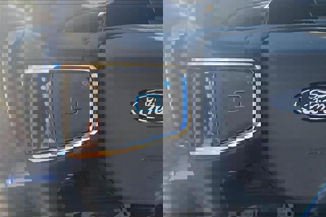 Certified 2025 Ford Expedition Active image 17