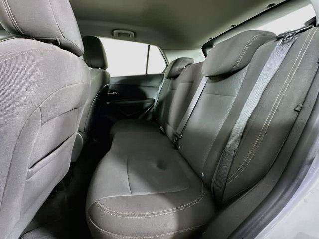 Used 2020 Chevrolet Trax LS FWD image 12