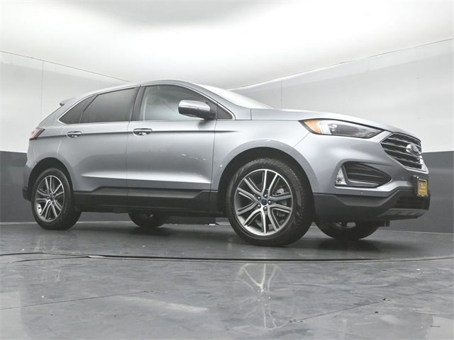 Certified 2022 Ford Edge Titanium w/ Class II Trailer Tow Package image 20