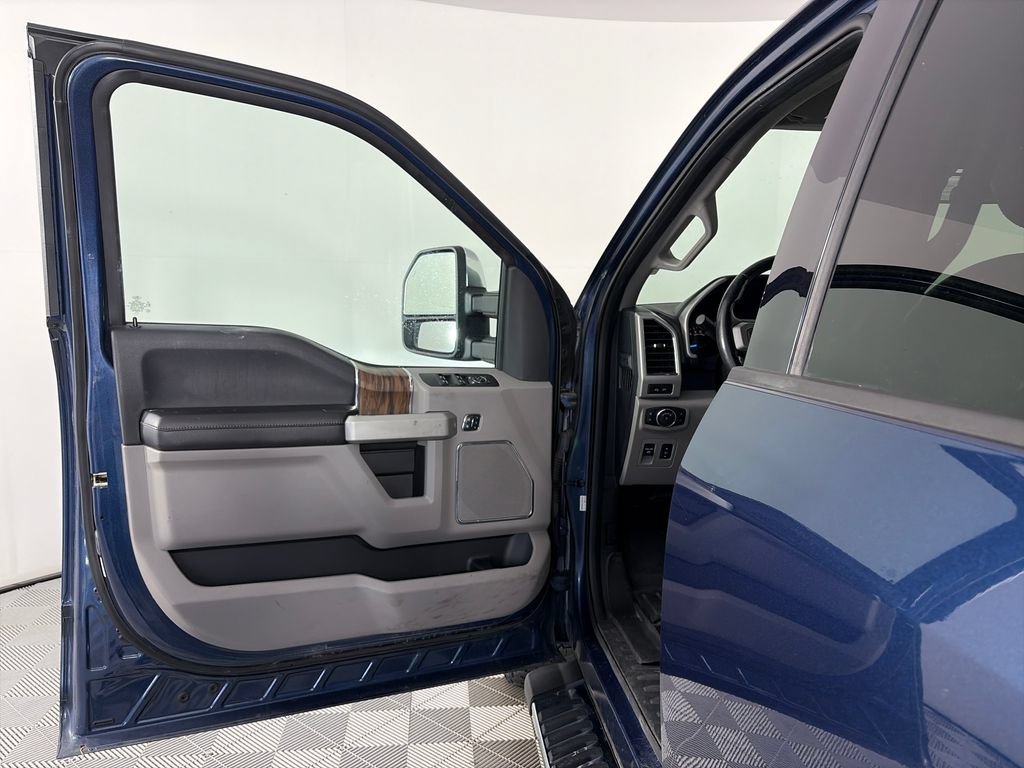Certified 2018 Ford F150 Lariat w/ Equipment Group 502A Luxury AWD/4WD image 10