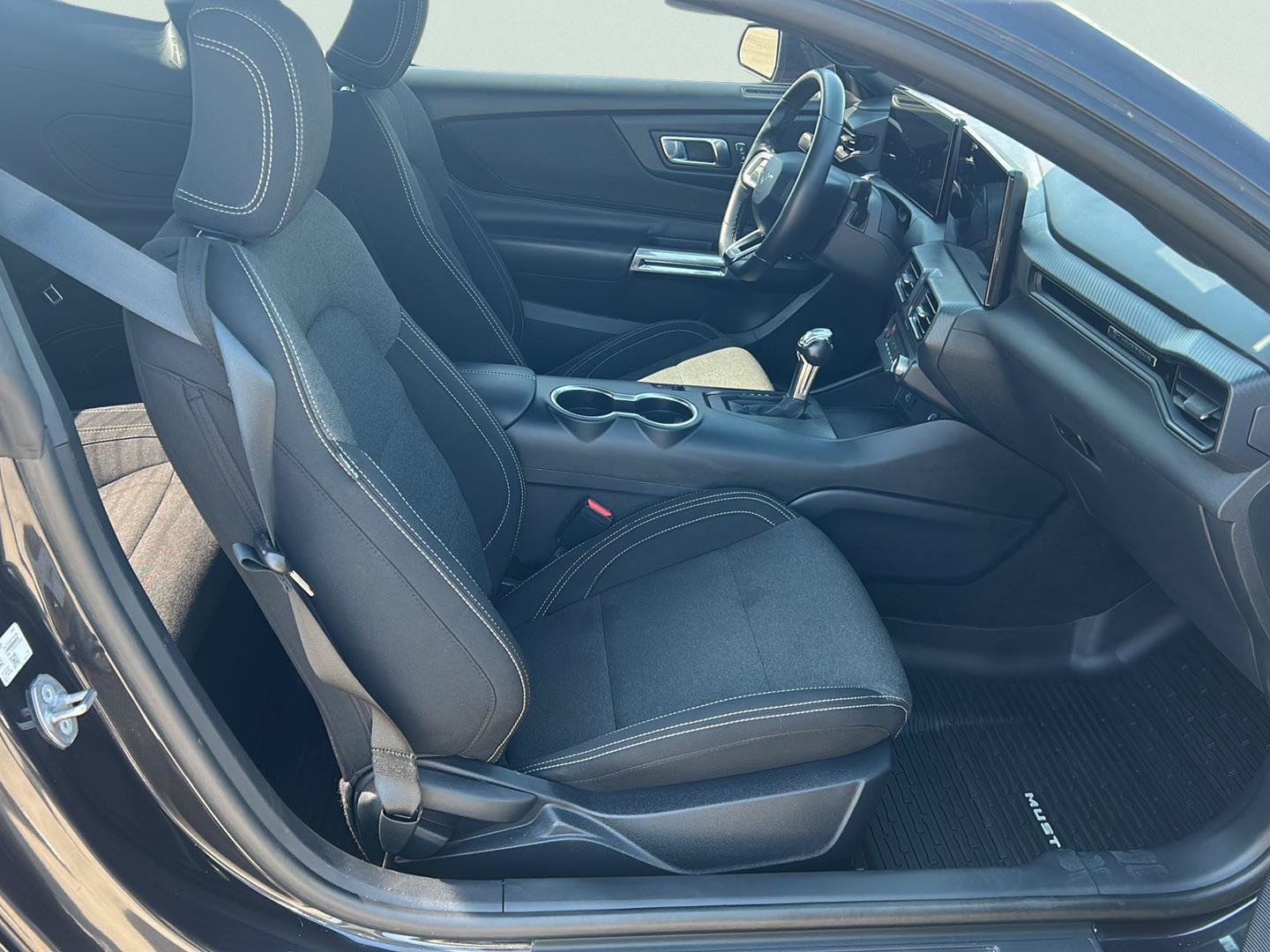 Certified 2024 Ford Mustang Coupe RWD image 22