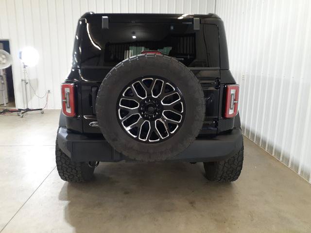 Certified 2025 Ford Bronco Outer Banks w/ Black Appearance Package AWD/4WD image 28