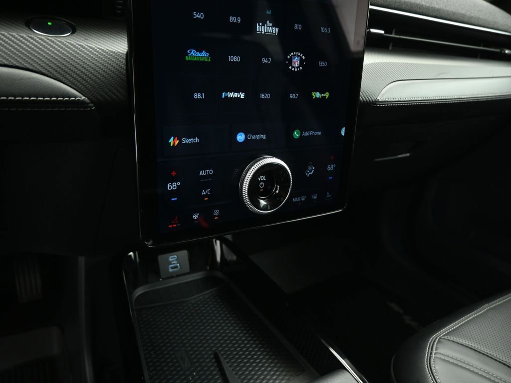 Certified 2022 Ford Mustang Mach-E Premium image 15