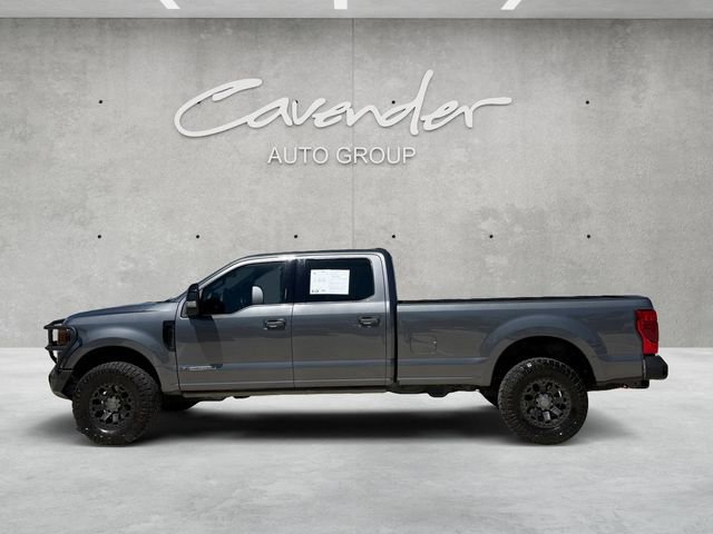 Certified 2022 Ford F250 Lariat w/ Black Appearance Package image 2