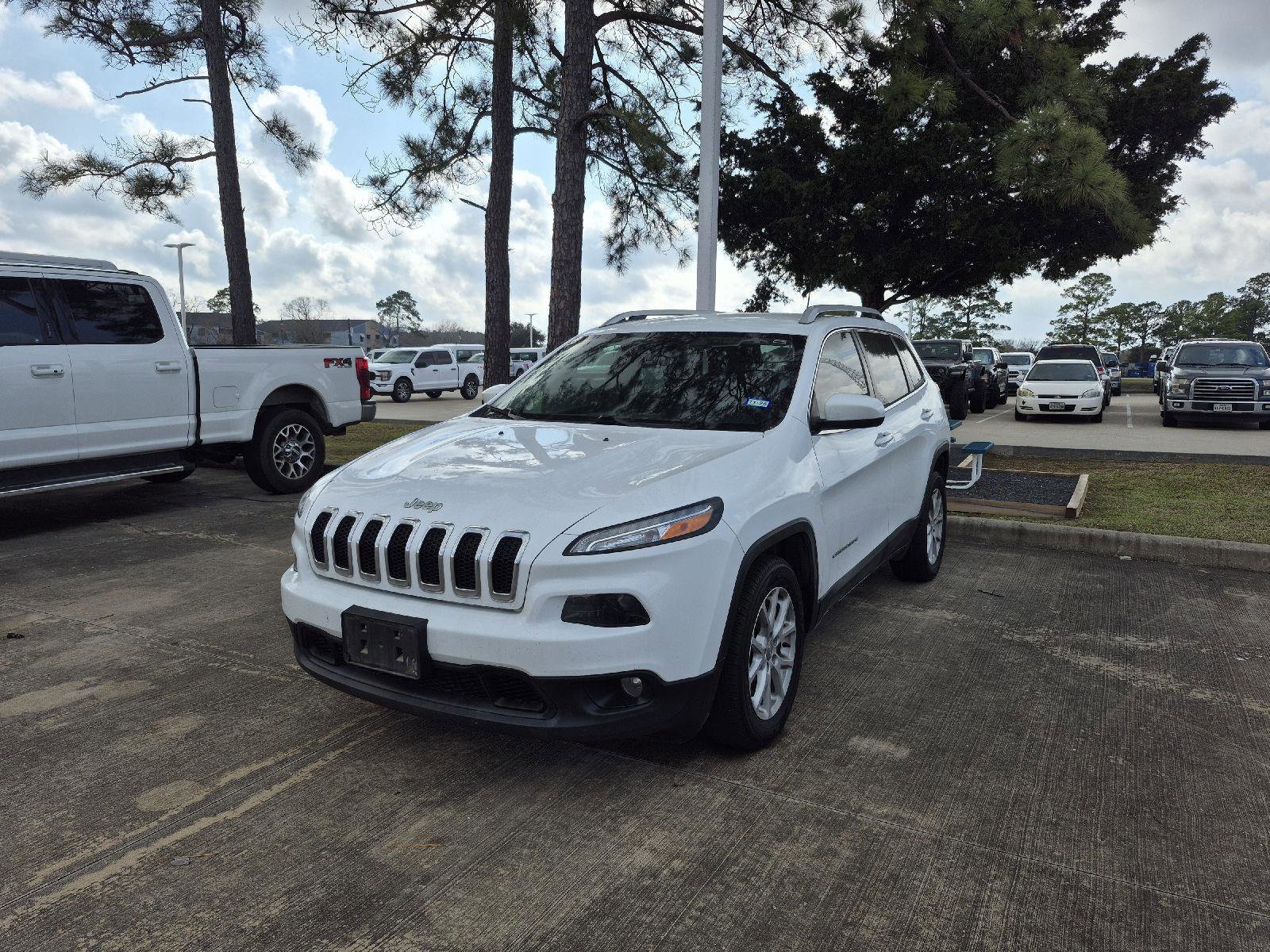 Used 2018 Jeep Cherokee Latitude Plus