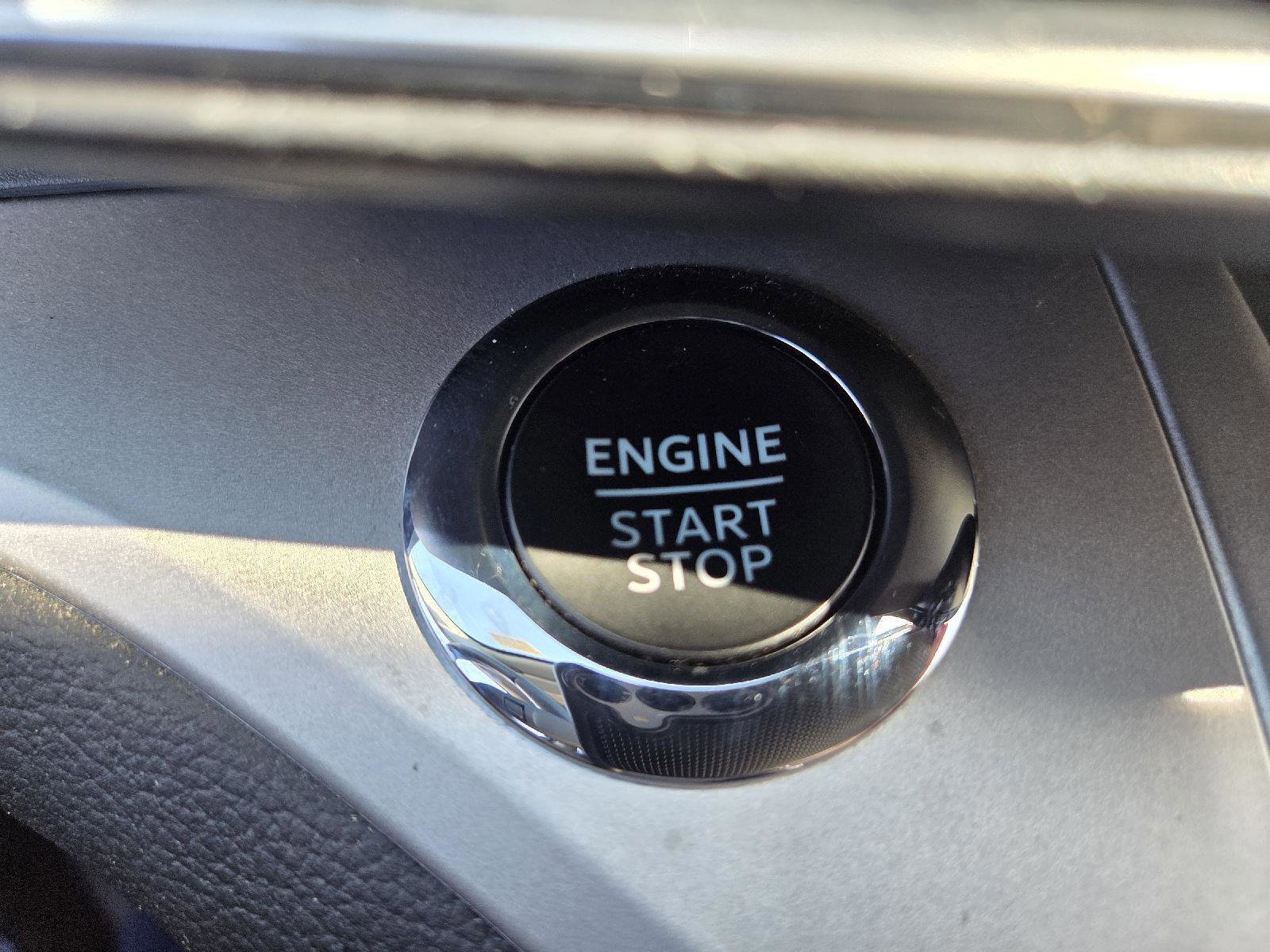 Certified 2023 Ford Explorer XLT w/ Equipment Group 202A image 19